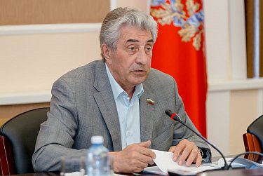 Губернатор выступит с отчетом в июне